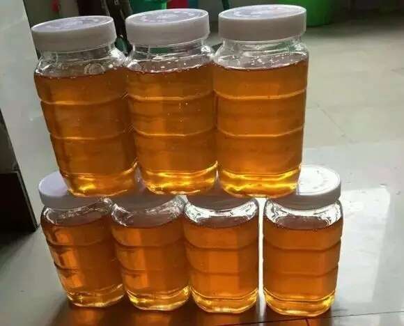 永寿县自产自销的土蜂蜜，现货有八百多斤