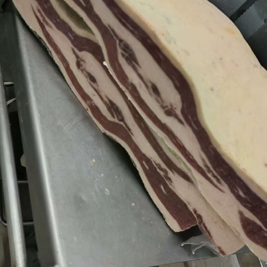 青岛虎运谷饲双层肥牛