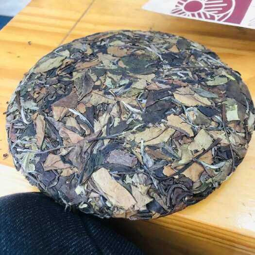 福鼎市福鼎原产地老白茶饼2016福鼎白茶批发