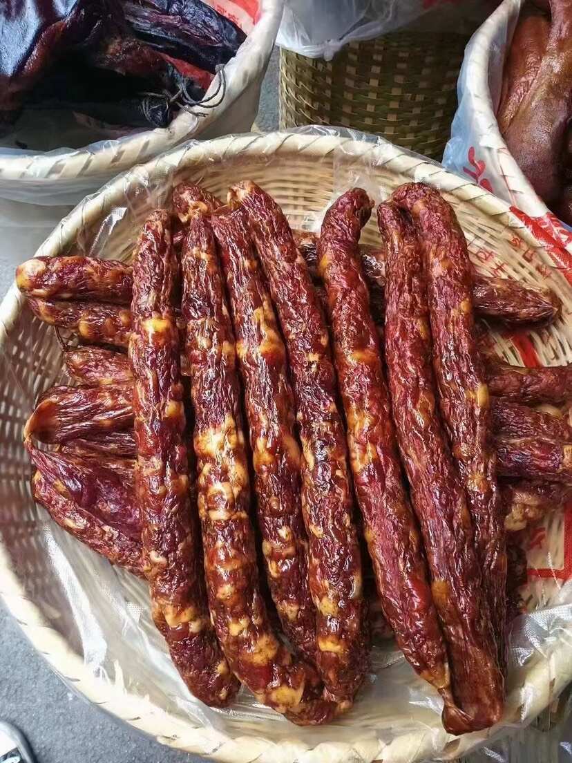 湖南特色传统烟熏原味/麻辣味腊肠500g，厂家直发