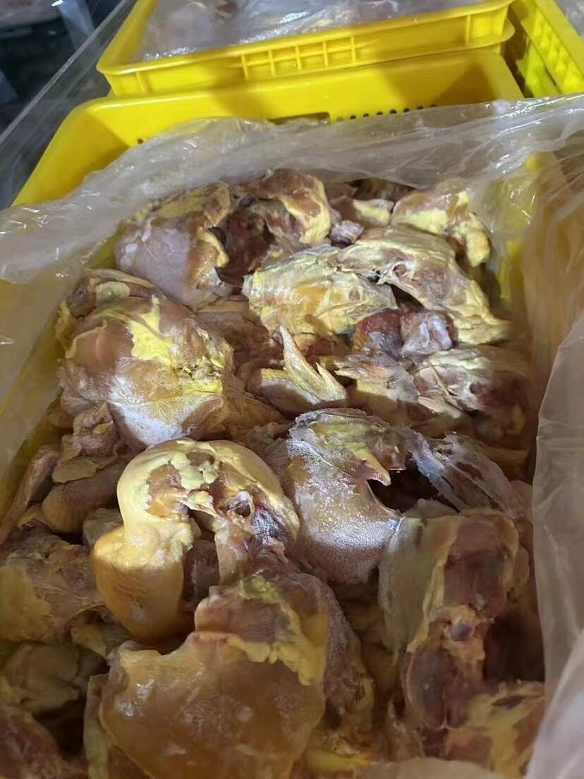 鸡架子带胸肉  3吨 便宜处理