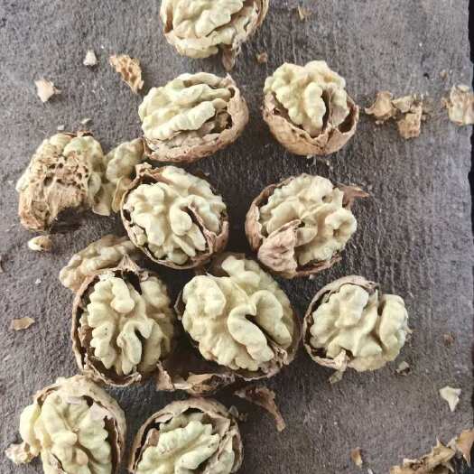 漾濞县薄皮核桃