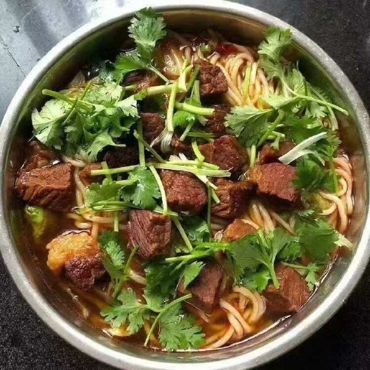 成都半成品八分熟原味牛肉粒牛肉丁牛腩粒炒饭面馆拌面拌粉商用牛肉