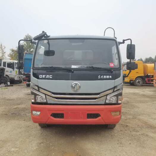 随州2021年8月，东风多利卡压缩垃圾车，国六，10方