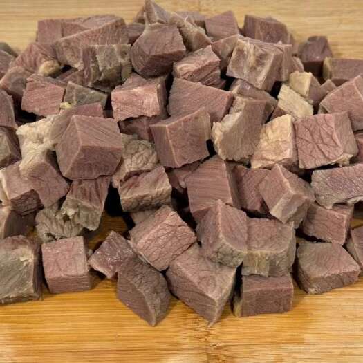 半成品八成熟白水牛肉原切牛肉粒大小可定制