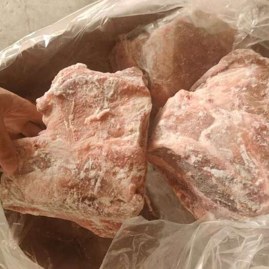 青岛品名: 肥猪去颈前排规格:10公斤/