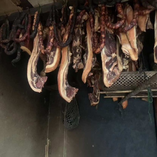 冕宁县烟熏，风干腊肉