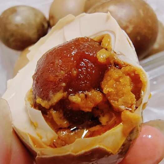 昆明烤海鸭蛋，厂家直销烤出来的海鸭蛋。