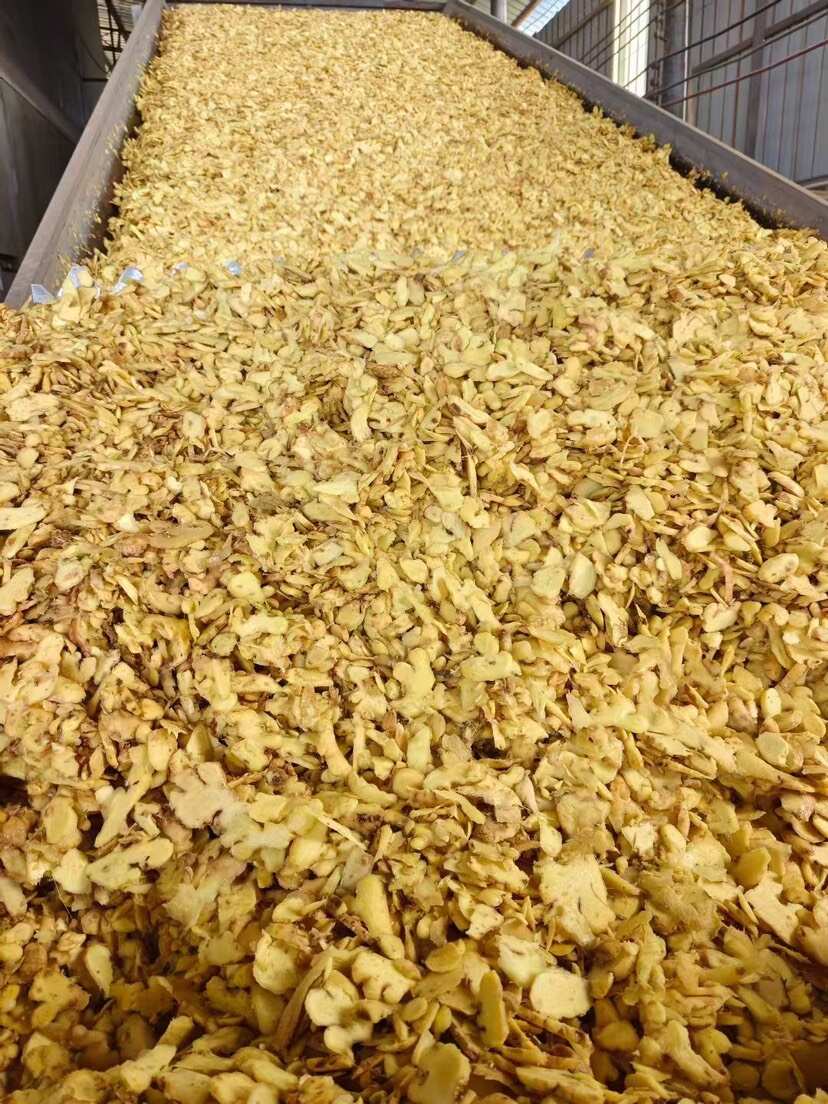 云南干姜片罗平小黄姜片姜粉姜末姜块产地直发