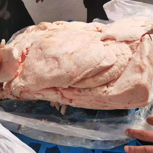 青岛品名:  母猪膘油规格:  25公斤/袋 前后腿膘