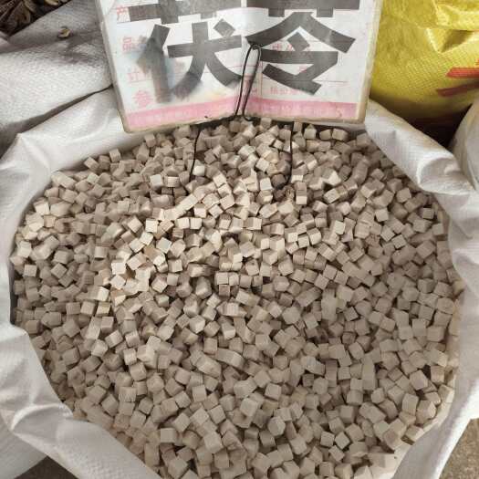 玉林【茯苓】云南白茯苓无硫伏苓块泡脚批发量大从优