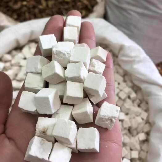 昆明茯苓，规格齐全，质量保证，价格优惠