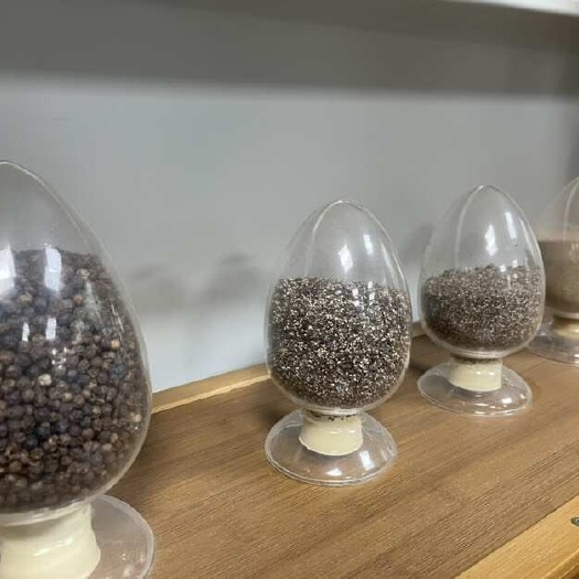 东莞市黑白胡椒，孜然。大量货源，品质保证，有需要的老板欢迎咨询