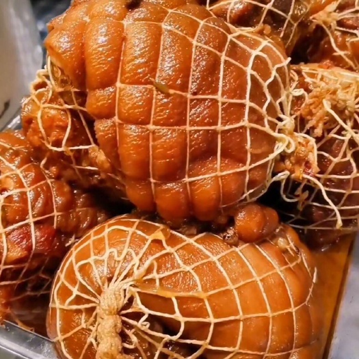 去骨肘子，五香去骨肘子熟食卤味一手货源厂家直销