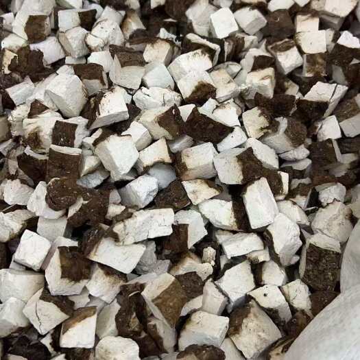 昆明云南带皮茯苓块产地一手货源批发
