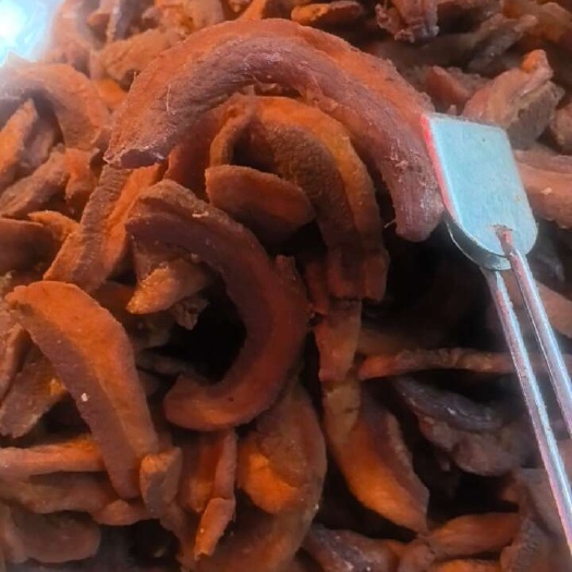 贵州特色方味小吃五花肉软哨片片