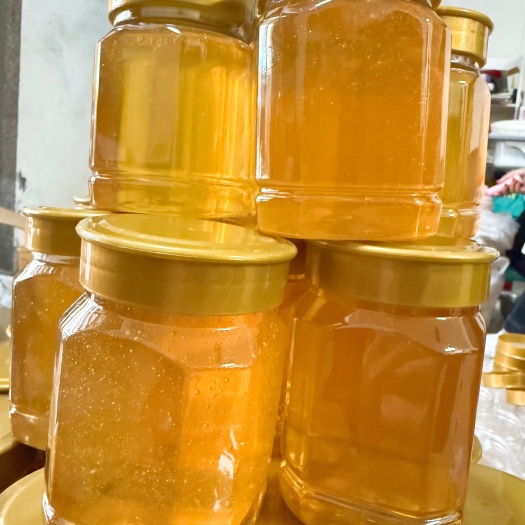漳州帮爸爸卖他老人家收割的冬蜜，没有喂白糖，波美度测浓度42+2
