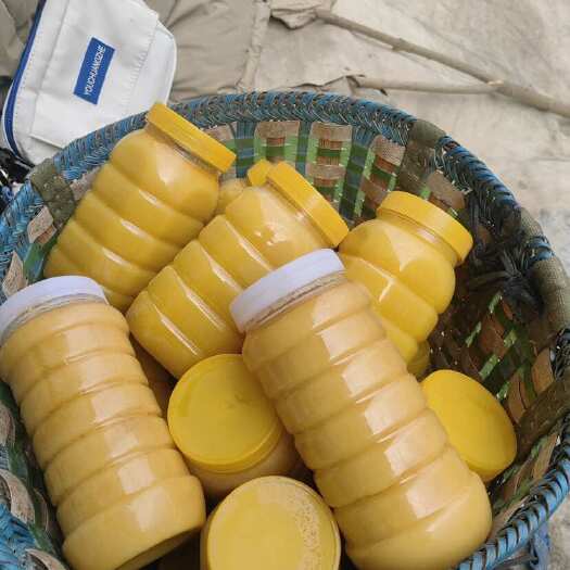 什邡市高原上的土蜂蜜