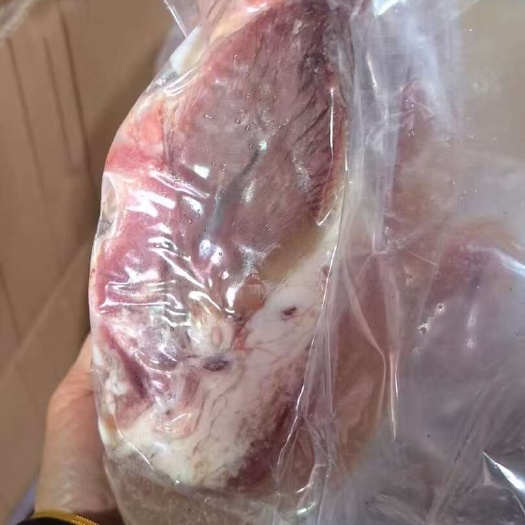 成都全熟牛嘴巴，火烧去毛，无碱发，一件50斤，大量现货供应，下单