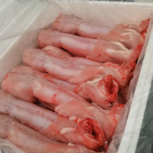 临沂现杀新鲜剥皮带头去头兔肉整兔白条兔烫皮兔烧烤手撕兔兔头