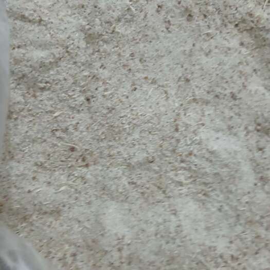 钦州干木薯渣，水份13％以下，适合猪、鸭、鱼饲料加工。