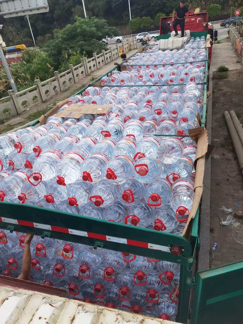 王老吉15L一次性桶装饮用天然水