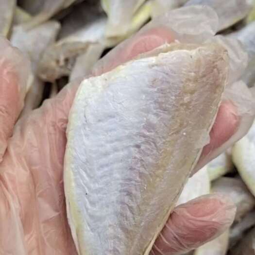 滨州干也叫红衫鱼干！去头去鳞去内脏的！蒜瓣肉老人小孩都喜欢