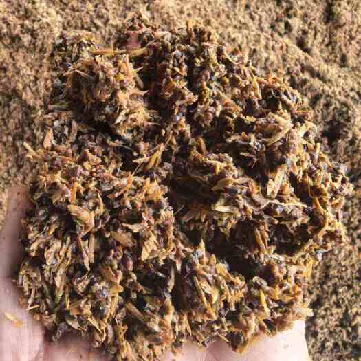 湖北五粮248/吨，高粱酒糟280/吨大量出售实用养牛，羊鸡