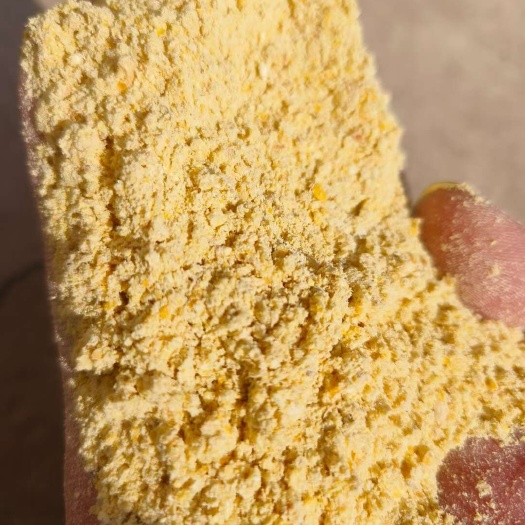 郓城县熟化玉米面，精选玉米粒儿，磨碎，然后高温蒸熟，110~140