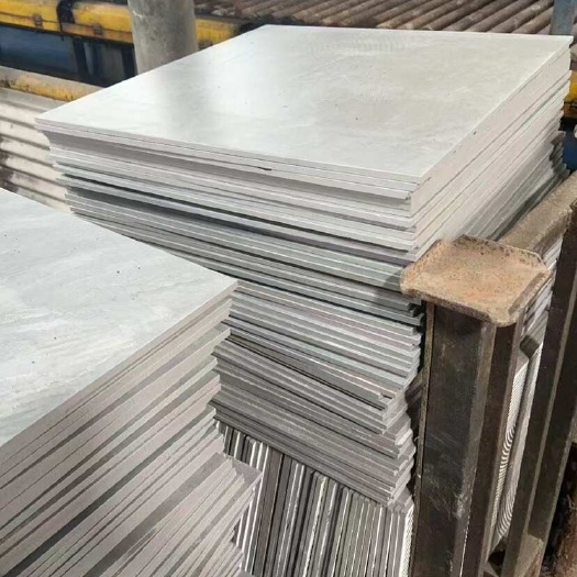 深圳小野狼品牌养殖场专用瓷砖多种尺寸规格，农村送到家助力返乡创业