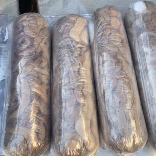 河间市精品牛肠，厂家直销，可根据客户要求做半成品纯熟欢迎老板们咨询