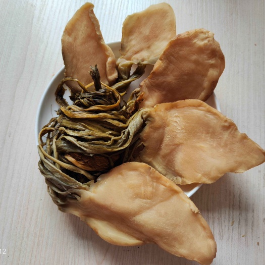 鹿寨县半干头菜，农家自产，香脆可口