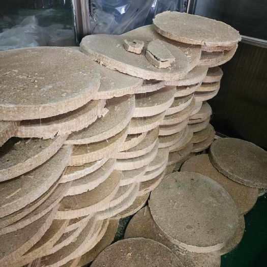 常年出售黄豆饼，可加工打碎，养殖好饲料，上地好肥料