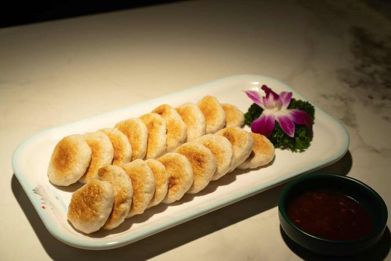 鲜鱼现做，真材实料，鲜品供应