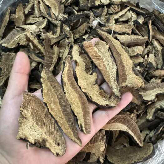 ￼ 黑灵芝片薄树芝切片香味比一般灵芝浓郁大货批发