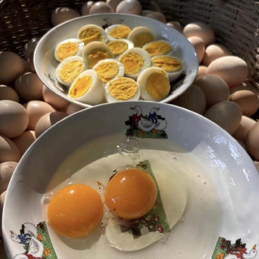 南宁散养鸡蛋，品质优良，价格实惠，产地直发，量大从优，需要的联系