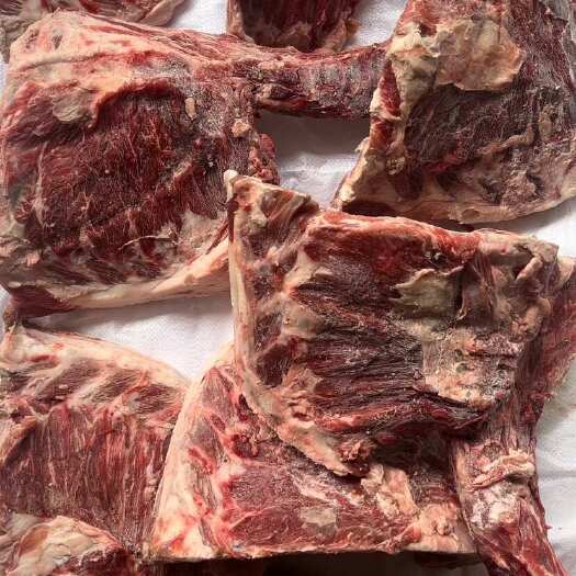 河间市方肩骨，加肉。羊蝎子锅专用