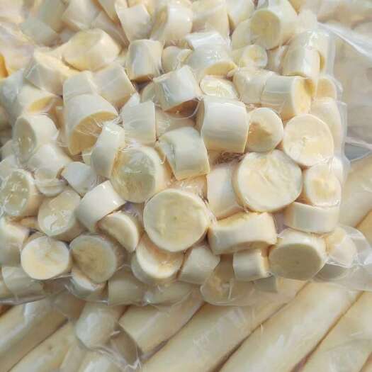 忻城县广西来宾忻城欧洞1000亩软糯粉黄心木薯实地考察。
