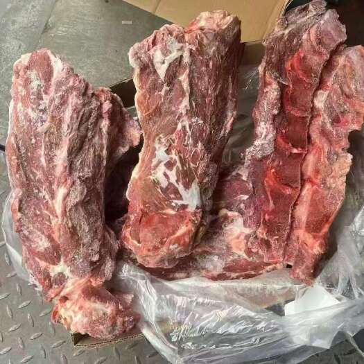 临沂乌拉圭 满肉牛脖骨，8吨  山东 新货