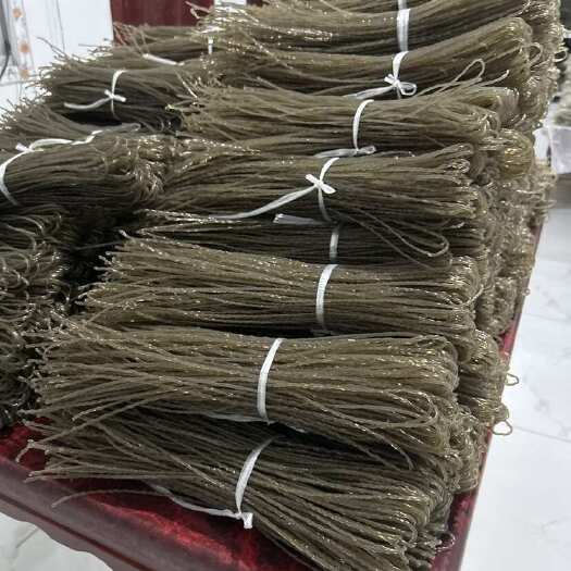 兴文县纯红薯精粉粉条，无沙无人为添加剂欢迎专业打假人士来挑战
