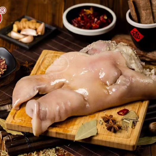 成都猪头肉八成熟白水国产猪头，卤菜店，餐馆饭店，热卖产品批发
