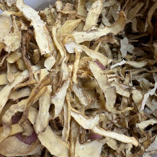 玉林玉竹无硫玉竹片，味道浓香，煲汤好料