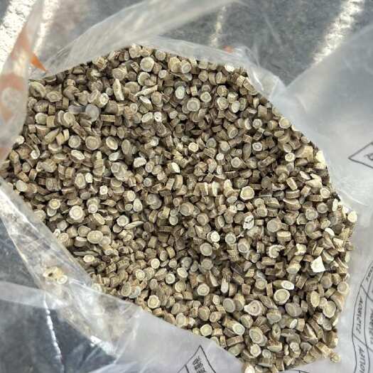 陇西县长期大量供应,黄芪3-5丁 、5-8丁，8-10丁有意者联系