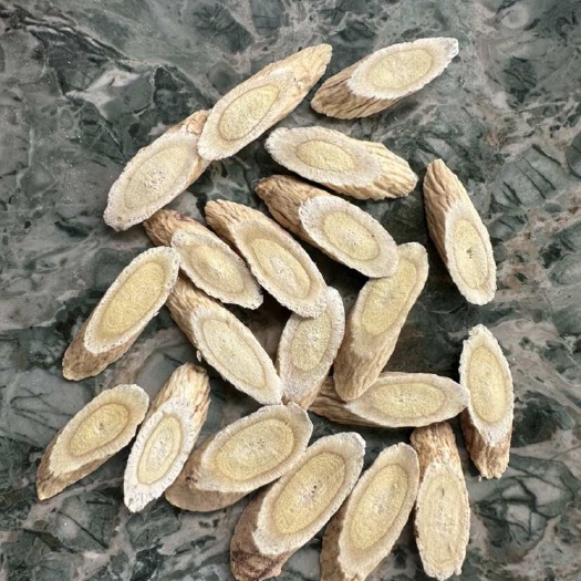 25年甘肃黄芪指甲片刀工很好