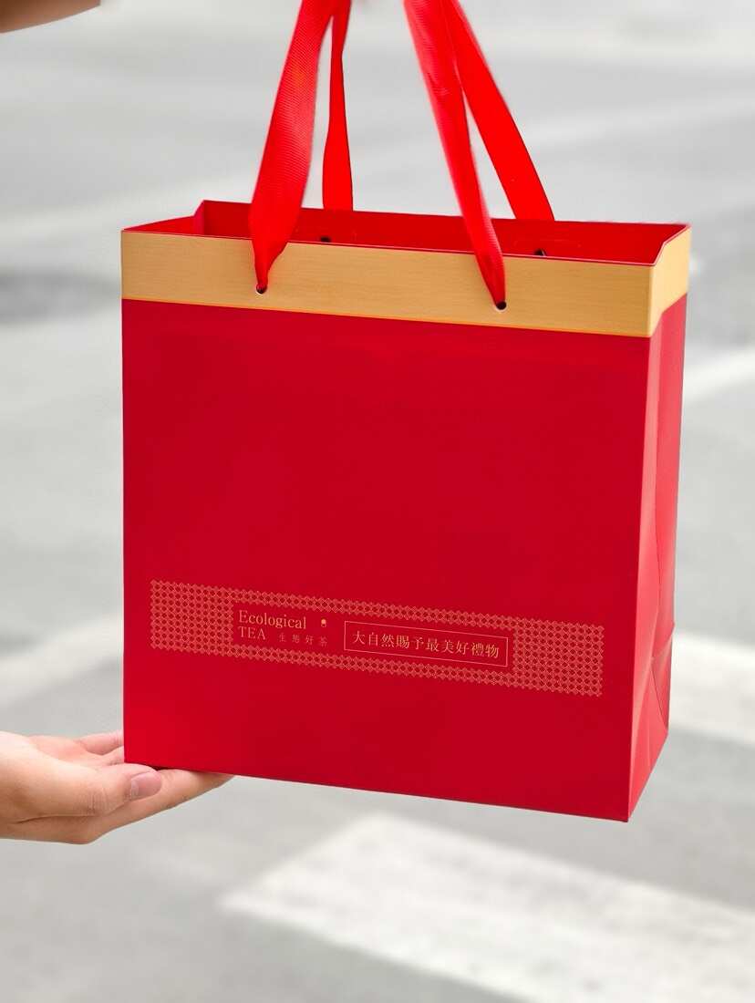 古树红茶：蜜香四溢，醇厚入心一斤二罐