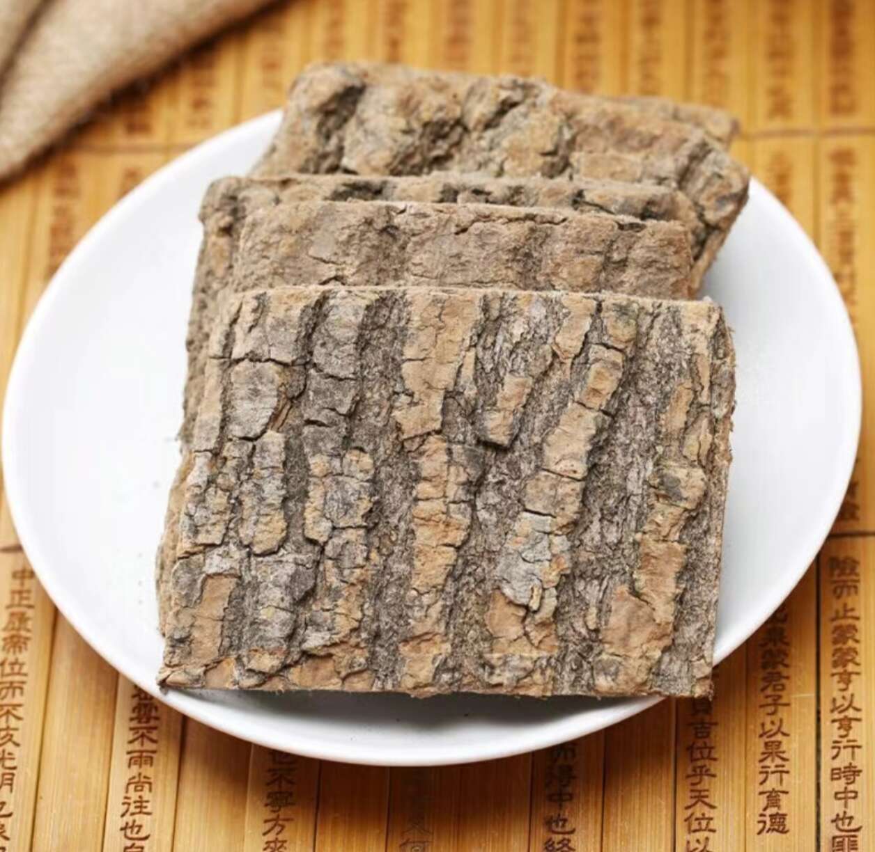 亳州精选优质老树杜仲片中药材高含量 皮厚胶浓【假一赔十】