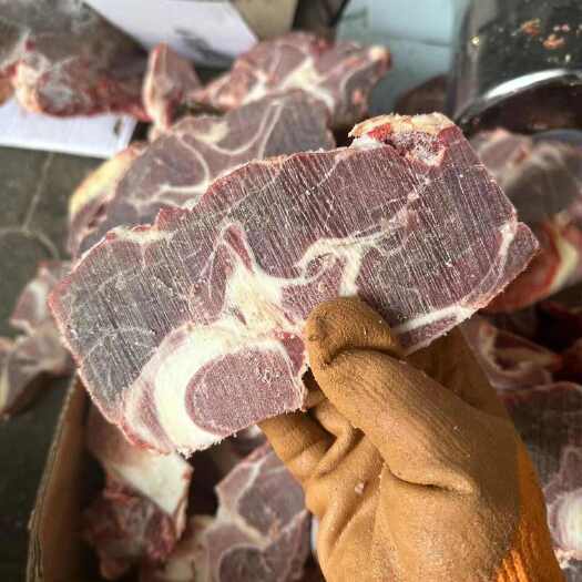 河间市满肉牛脖骨，含肉量巨高