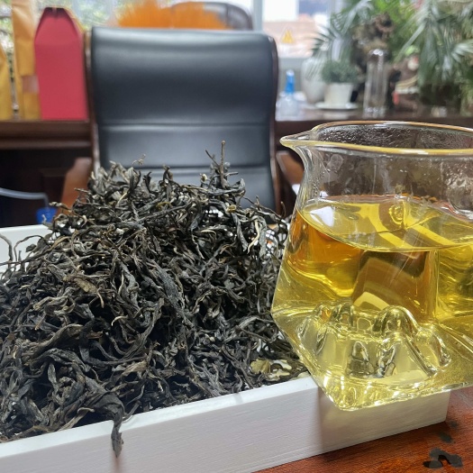 凤庆县风庆古树晒青挑采，品质保证，性价比高