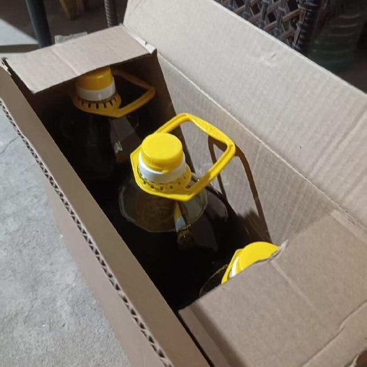【俄罗斯】原瓶菜籽油冷压榨工艺：初榨头道油