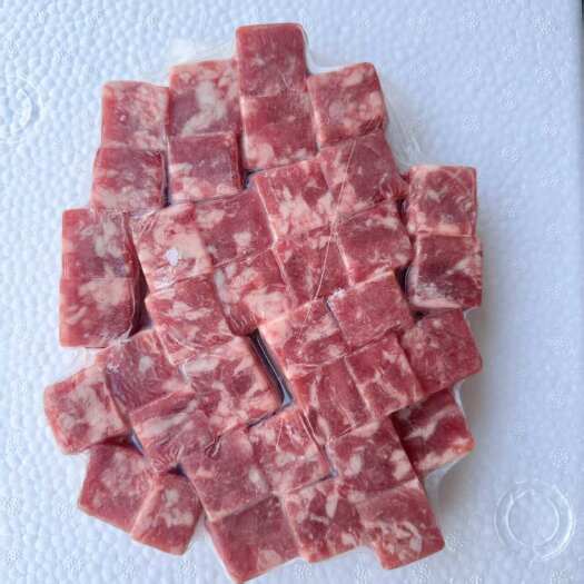 成都雪花牛肉粒，部位肉制作，适合商超，烤肉，烧烤。工厂直销